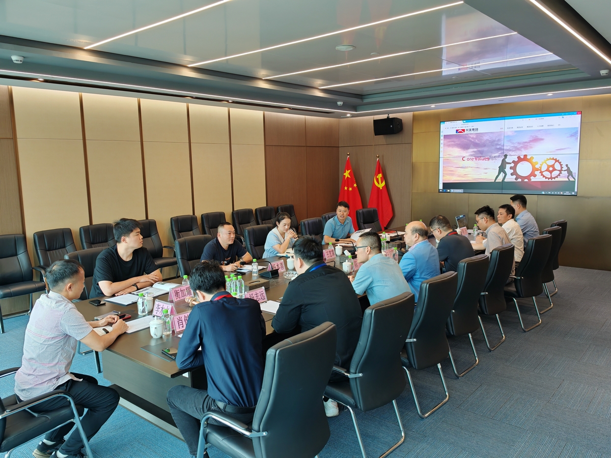文山州政府领导率队赴尊龙凯时集团招商引资共商绿色铝产业发展大计