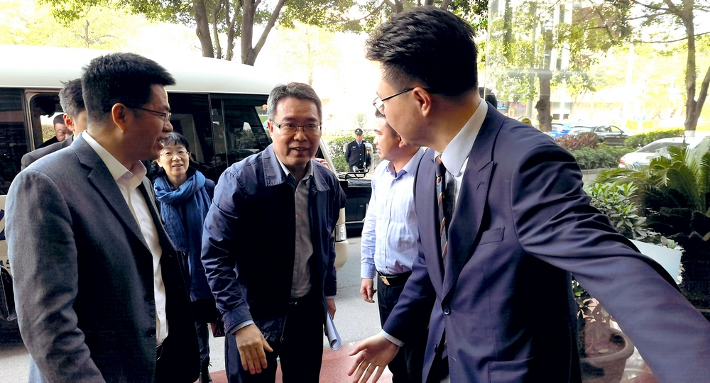 春回大地暖企心—2023年“企业暖春行动”会议在尊龙凯时大厦顺利举办